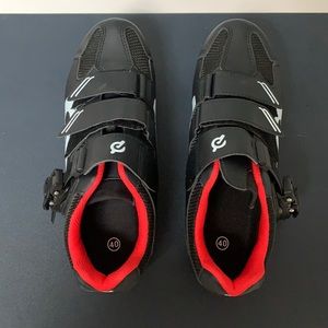 Peloton cycling shoes